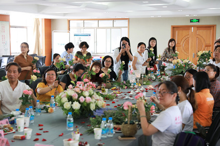 “插花品香 感恩海扶”患者沙龙在苏州市中西医结合医院圆满召开